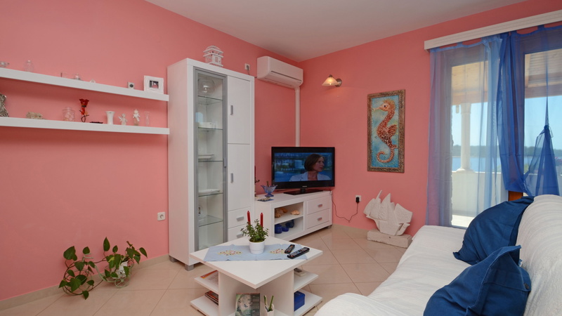 Waterfront house Kata