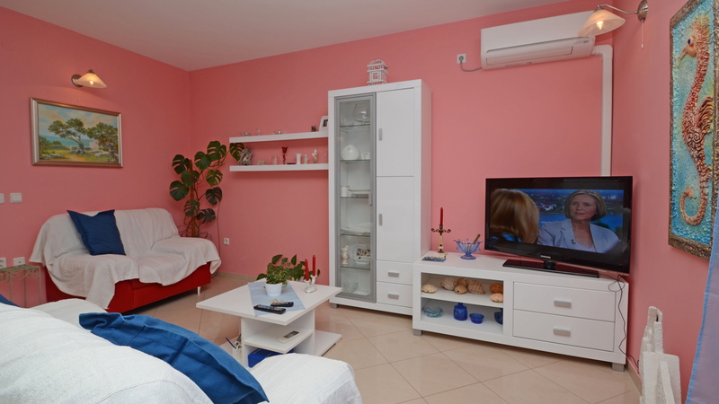 Waterfront house Kata