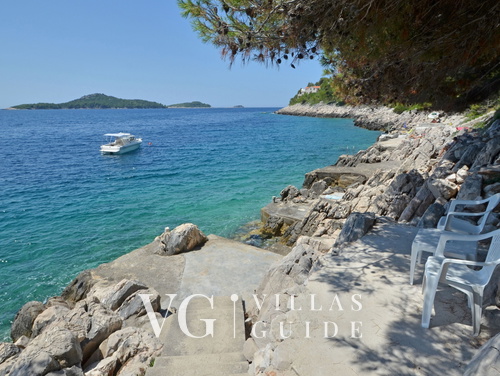 Waterfront house Kata