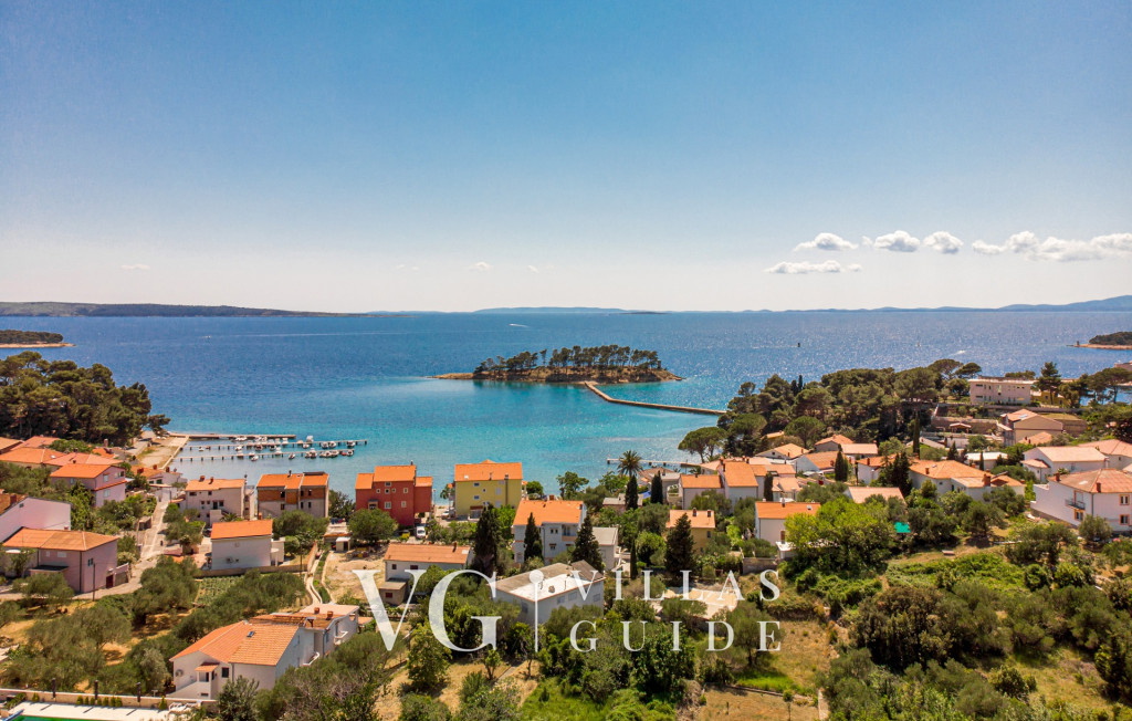 Villa Karla with pool&sea view&pet friendly micro_location