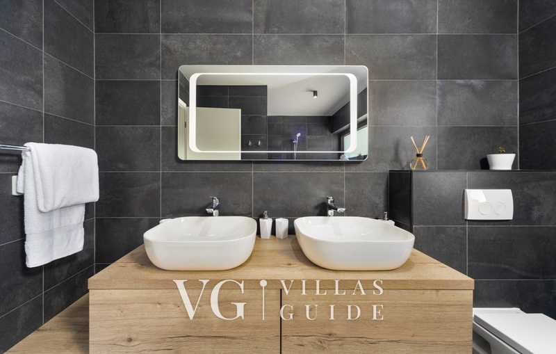 Villa Karla with pool&sea view&pet friendly Badezimmer