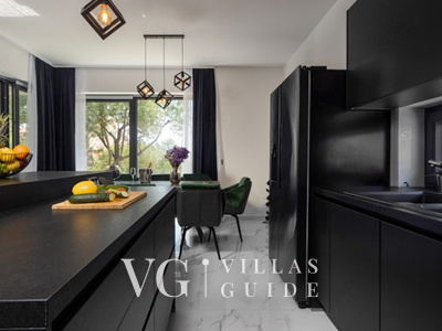 Villa Karla with pool&sea view&pet friendly Cucina