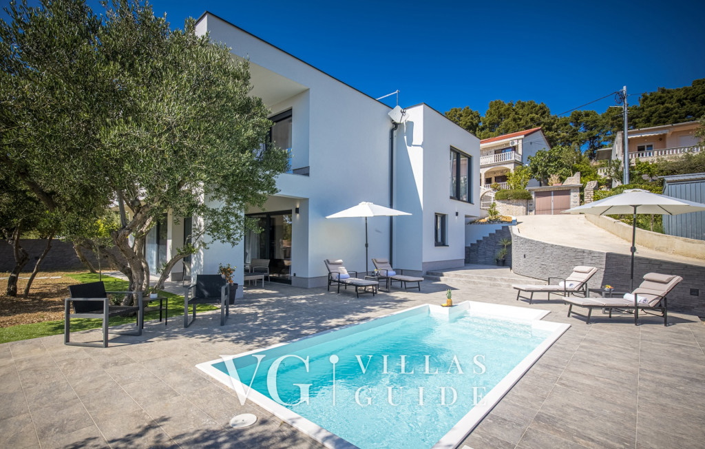 Villa Karla with pool&sea view&pet friendly Pool