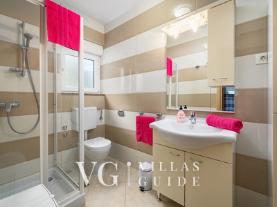 Villa Iva Bathroom