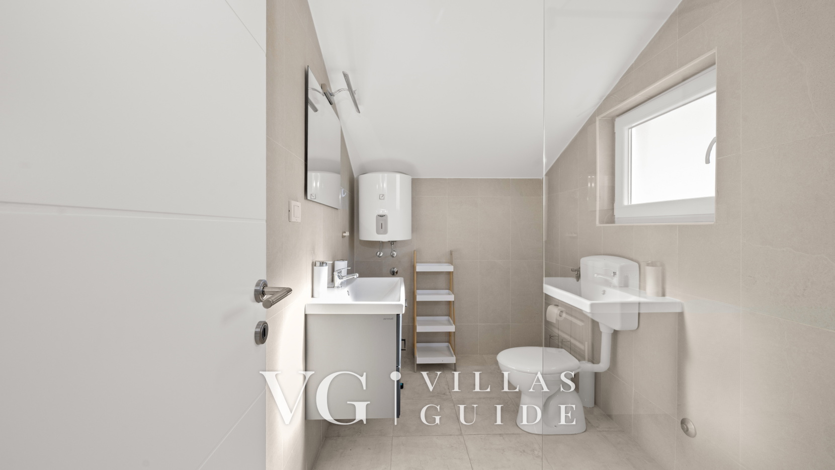 Holiday home Feniks Bathroom