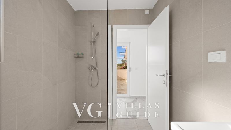 Holiday home Feniks Bathroom