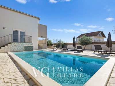 Holiday home Feniks Pool