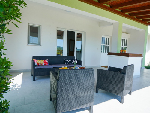 Green Escape Holiday House