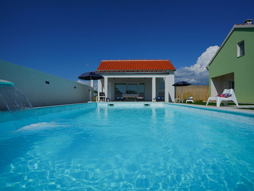 Green Escape Holiday House