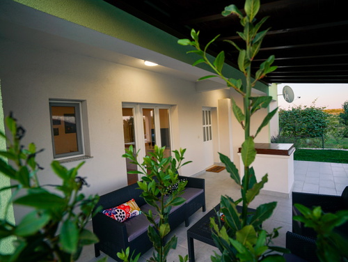 Green Escape Holiday House