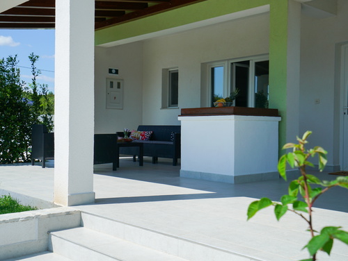 Green Escape Holiday House