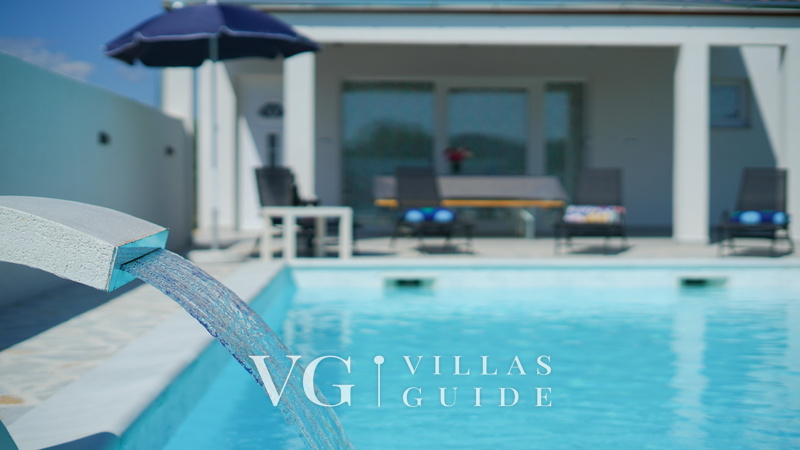 Green Escape Holiday House Pool