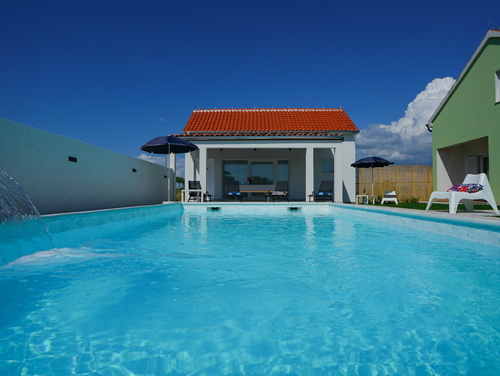 Green Escape Holiday House