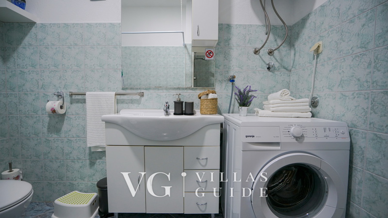 Green Escape Holiday House Bathroom