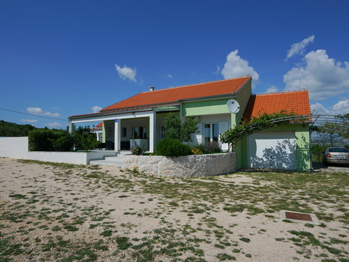 Green Escape Holiday House