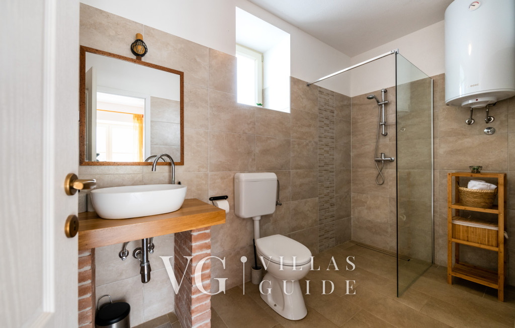 Villa Katja Bathroom