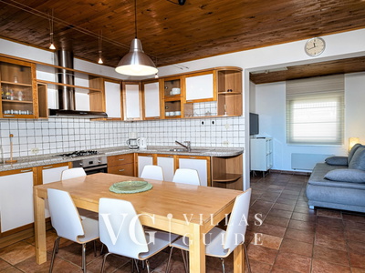 Apartman 2 Villa Figs whirpool & beachfront & seaview