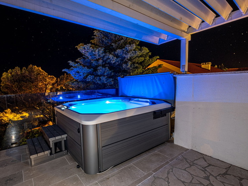 Apartman 2 Villa Figs whirpool & beachfront & seaview