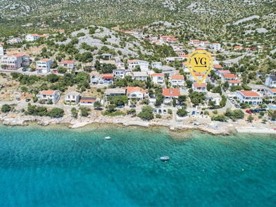 Holiday home Karlobag - Cesarica