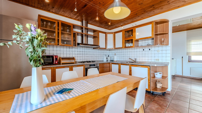 Apartman Figs 2 beachfront&whirpool- Karlobag Cesarica