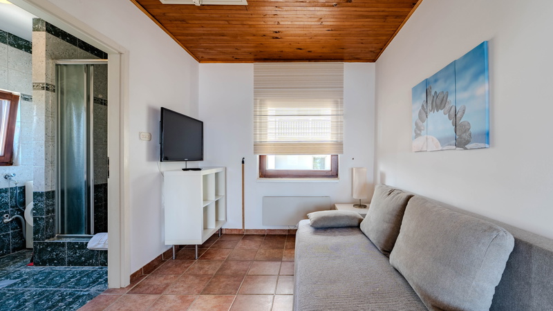 Apartman Figs 2 beachfront&whirpool- Karlobag Cesarica