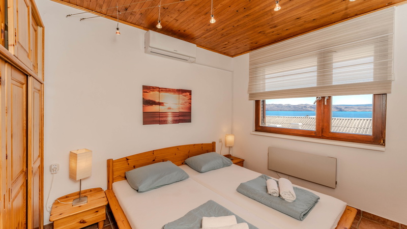 Apartman Figs 2 beachfront&whirpool- Karlobag Cesarica