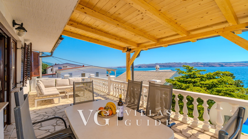 Apartman Figs 2 beachfront&whirpool- Karlobag Cesarica Dvorište i vanjski dio objekta