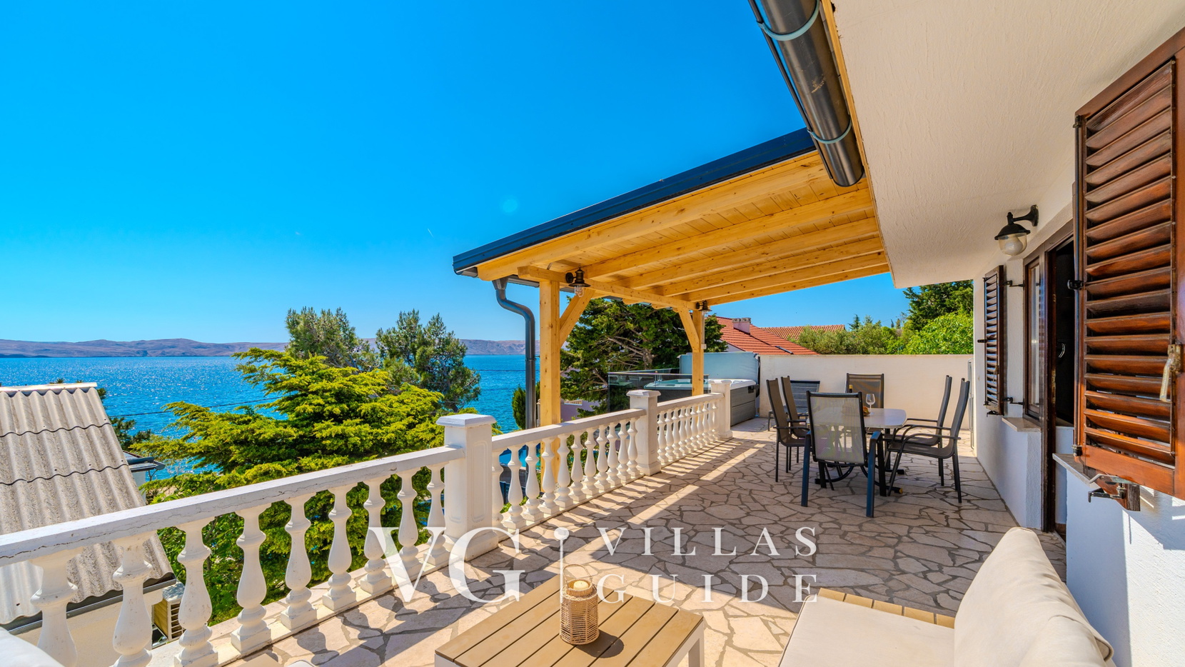 Apartman Figs 2 beachfront&whirpool- Karlobag Cesarica Dvorište i vanjski dio objekta
