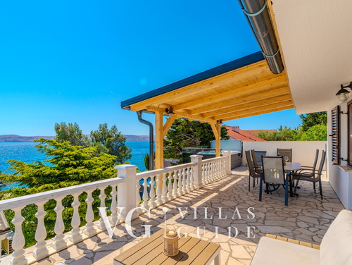 Apartman Figs 2 beachfront&whirpool- Karlobag Cesarica