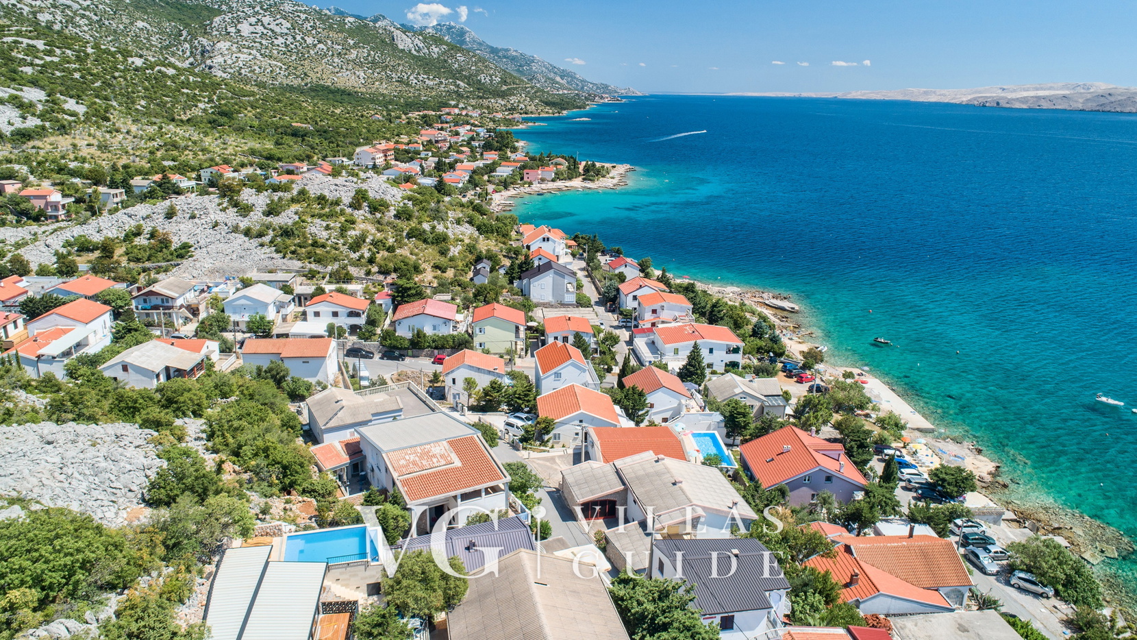 Apartman 2 Villa Figs whirpool & beachfront & seaview Microlocation