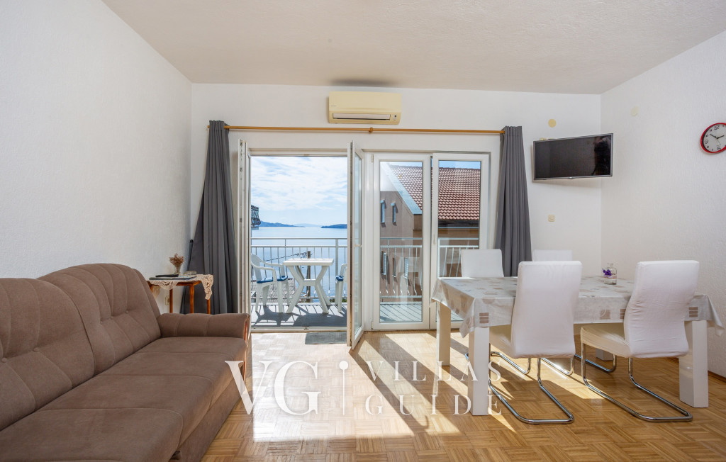 Charm Apartment Living room