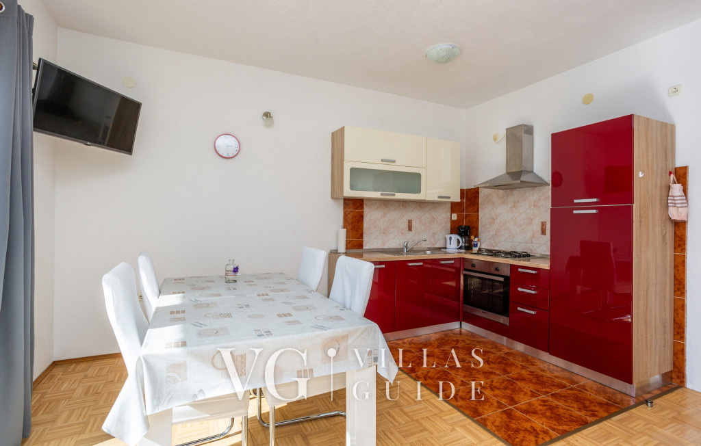 Charm Apartment Kitchen