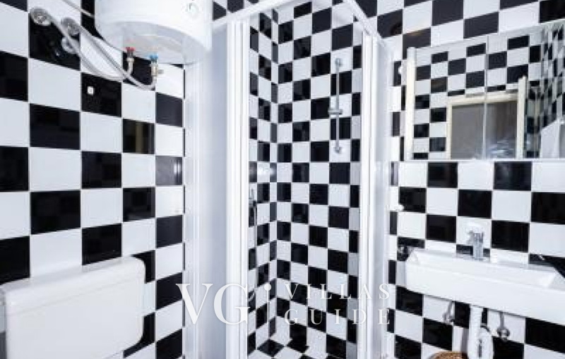 Apartman 1 Villa Figs whirpool & beachfront & terrace Bathroom