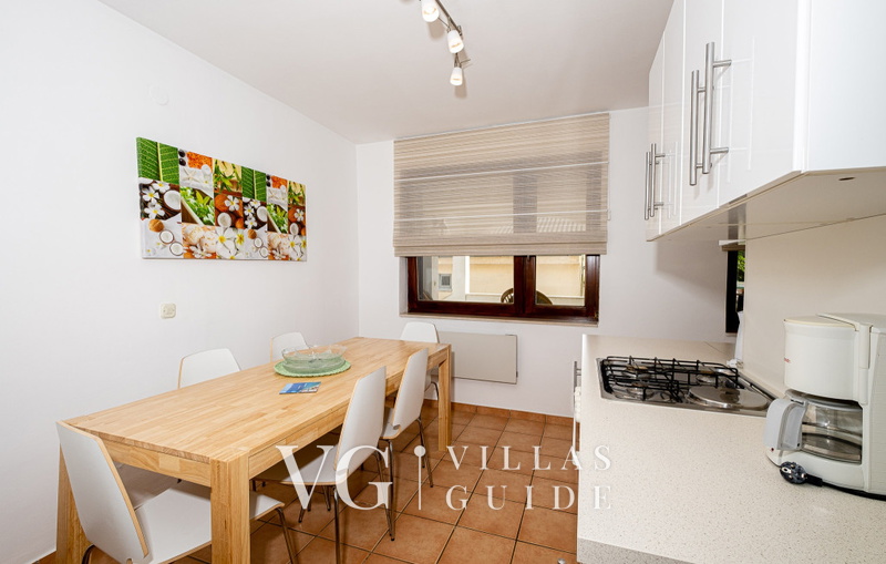 Apartman 1 Villa Figs whirpool & beachfront & terrace Kitchen