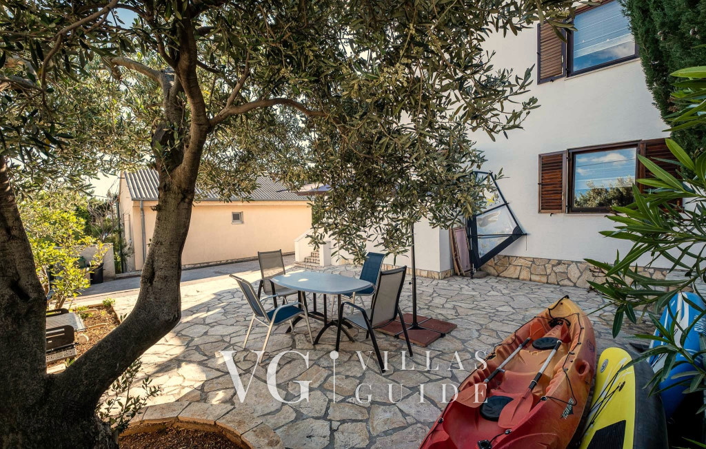 Apartman 1 Villa Figs whirpool & beachfront & terrace Garden and property exterior