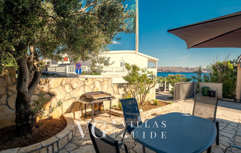 Apartman 1 Villa Figs whirpool & beachfront & terrace