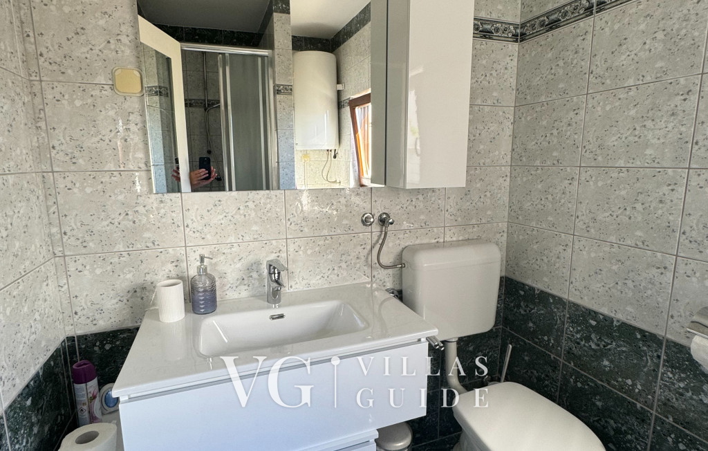 Apartman 1 Villa Figs whirpool & beachfront & terrace Bathroom