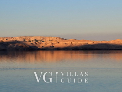 Apartman 1 Villa Figs whirpool & beachfront & terrace Microlocation