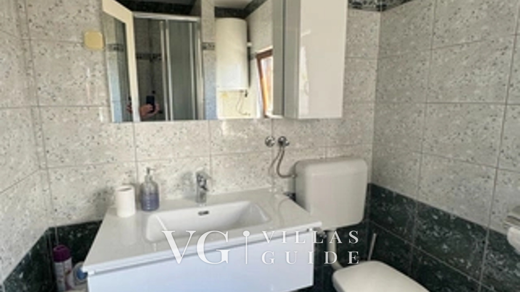 Apartman 1 Villa Figs whirpool & beachfront & terrace Badezimmer