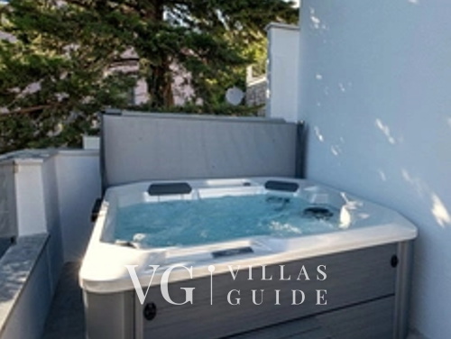 Apartman 1 Villa Figs whirpool & beachfront & terrace