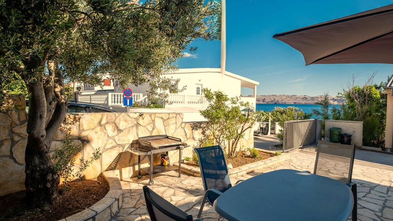 Apartman 1 Villa Figs whirpool & beachfront & terrace