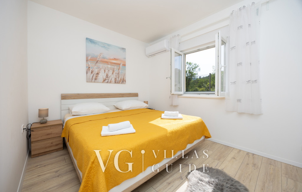 Villa Ivan - Primorski Dolac Bedroom