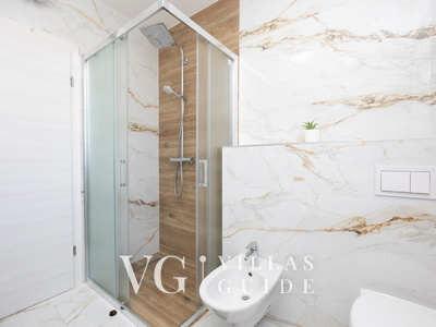 Villa Ivan - Primorski Dolac Bathroom