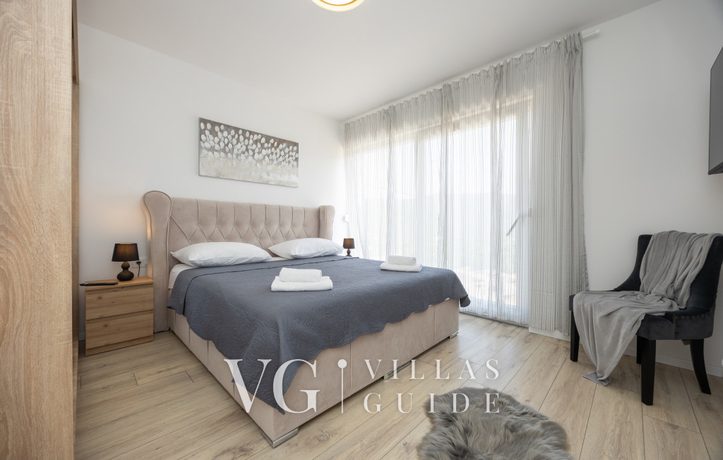 Villa Ivan - Primorski Dolac Bedroom