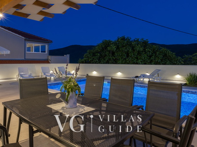 Villa Ivan - Primorski Dolac Pool