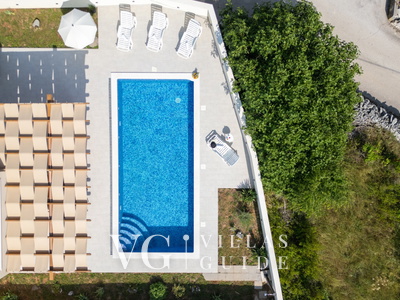 Villa Ivan - Primorski Dolac Garden and property exterior