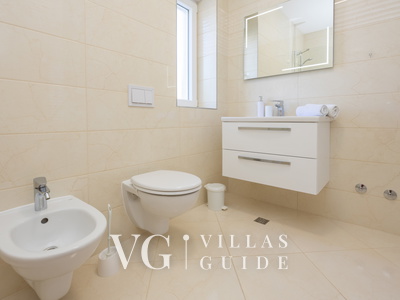 Villa Ivan - Primorski Dolac Badezimmer