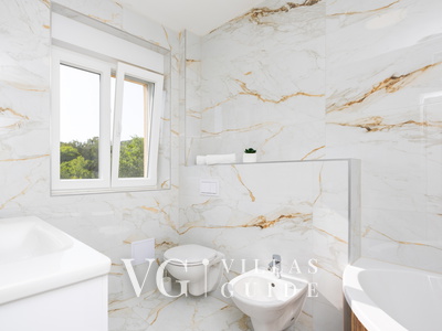 Villa Ivan - Primorski Dolac Badezimmer