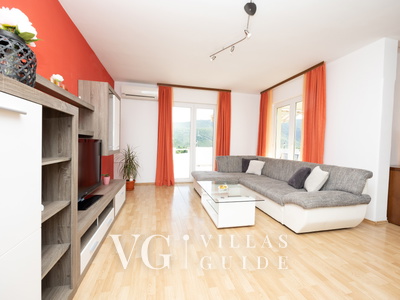 Holiday home Neda Soggiorno