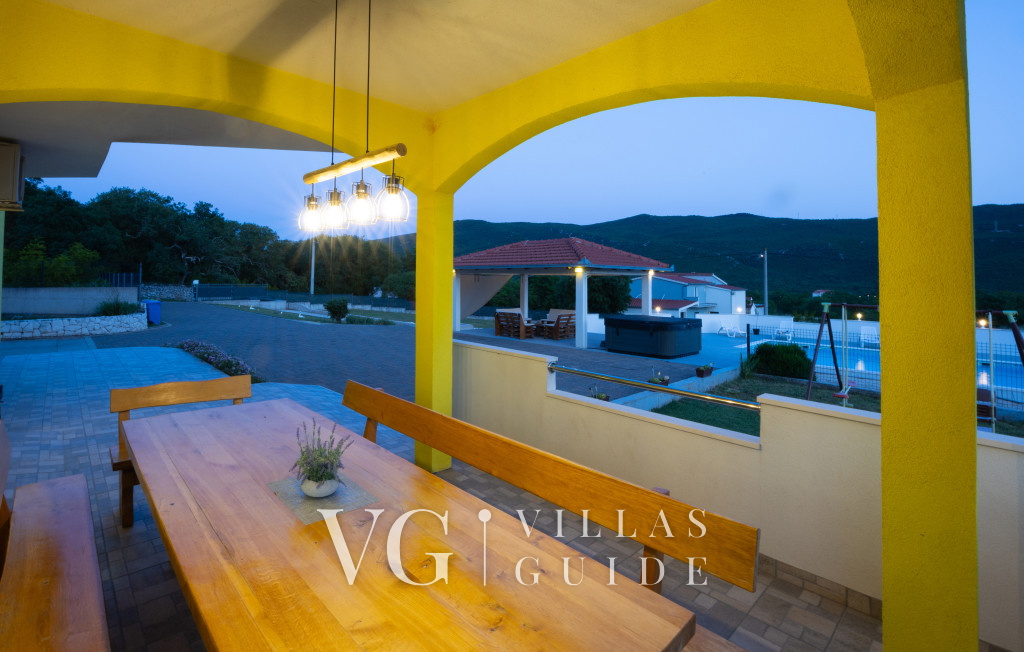 Holiday home Neda Giardino e esterni della proprietà